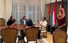 Diterima Prabowo, Sultan Bersama Tiga Bakal Calon Wakil Ketua DPD RI Bahas Berbagai Persoalan Kebangsaan - JPNN.com