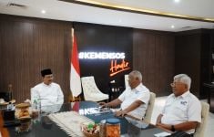 Mensos Gus Ipul dan Lantip Indonesia Bahas Upaya Ciptakan Lansia Aktif dan Mandiri - JPNN.com