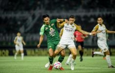 Klasemen Liga 1: Gagal Pukul Dewa United, Persebaya Tak Aman - JPNN.com