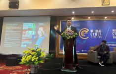 Leonardo Hutabarat Ungkap Strategi Hadapi Serangan Siber di Era Digital - JPNN.com