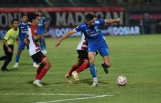 Bojan Hodak Ungkap Penyebab Persib Gagal Menang Melawan Madura United - JPNN.com