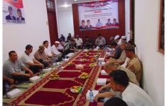 Kornas Relawan Massa Prabowo Gelar Peringatan Maulid dan Santunan - JPNN.com