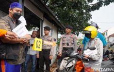 Polisi Gelar Reka Ulang Adegan Penyerangan Rombongan Kiai NU dan Banser di Karawang - JPNN.com