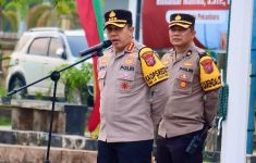 Ratusan Polisi Disiagakan Mengawal Pendistribusian Surat Suara Pilwako Pekanbaru - JPNN.com