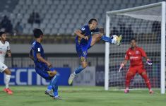 Persib vs Lion City Sailors FC: Gol Tyronne Del Pino Hanya Berbuah Satu Poin - JPNN.com