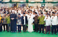 Hadiri Masjid Award, Khofifah: Penting untuk Memakmurkan Masjid dan Jemaahnya - JPNN.com