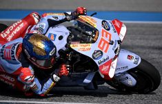 Marquez Terbaik di WUP MotoGP Thailand, tetapi Ada yang Aneh - JPNN.com