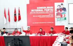 Konsolidasikan Kader di Surabaya, Sekjen PDIP Sebut Risma-Hans Bawa Misi Perubahan - JPNN.com