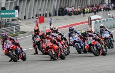 Hasil Sprint MotoGP Malaysia: Pecco Tumbang, Martin Menang - JPNN.com