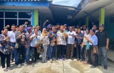 Paul Finsen Mayor Hadir, Puluhan Karyawan PT Perindo Sorong Selamat Dari Ancaman PHK - JPNN.com