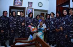 Menjelang HUT Ke-62, Korps Wanita TNI AL Beranjangsana di Wilayah Jakarta - JPNN.com