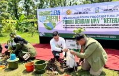 Dorong Pembangunan Hijau, Peruri Tanam 1.200 Pohon di Jawa Timur - JPNN.com