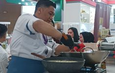 Chef Andri Purwahyulianto Bagikan Kiat Agar Aroma Minyak Wijen Keluar Maksimal  - JPNN.com