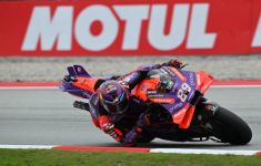 MotoGP Barcelona: Ada Masalah, Martin Gugup, Pecco Takut - JPNN.com