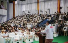 Bingkisan Doa dari Ratusan Anak Yatim untuk Ridwan Kamil-Suswono di Hari Terakhir Kampanye - JPNN.com