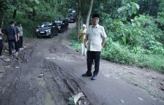 Kunjungi Desa Tertinggal di Serang, Mendes PDT Yandri Susanto Mengaku Miris - JPNN.com