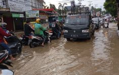 Palembang Dikepung Banjir, Bagaimana dengan TPS? - JPNN.com