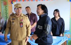 Komeng & Pj Bupati Bogor Tinjau TPS dekat Rumah Prabowo - JPNN.com