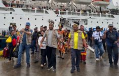 Pilgub Papua 2024, Pasangan Mari-Yo Ungguli BTM di Kota Jayapura - JPNN.com