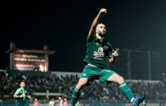 4 Pemain Persebaya yang jadi Perhatian Pelatih Persib - JPNN.com