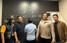 Kejaksaan Tangkap Buronan Kasus Korupsi Pengelolaan Mal di Pinrang - JPNN.com