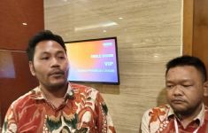 Tolak PSU, 2 Komisioner KPU Semarang Pilih Walk Out - JPNN.com