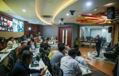 Hadir di Golkar Institute, Ridwan Kamil Beri Nasihat Ini untuk Indonesia Emas 2045 - JPNN.com