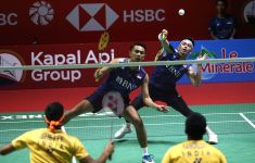 Fajar/Rian Fokus Kembalikan Kondisi Fisik Jelang BWF World Tour Finals 2024 - JPNN.com