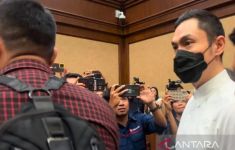 Kasus Korupsi Timah, Harvey Moeis Dituntut 12 Tahun Penjara - JPNN.com