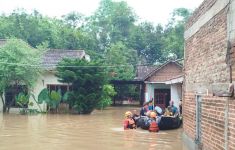 Banjir Bandang Putus Akses Utama Jalur Provinsi Trenggalek-Ponorogo-Pacitan - JPNN.com