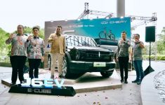 Mobil Listrik Chery J6 Sapa Warga Surabaya, Cek Harga di Sini - JPNN.com