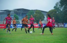 MilkLife Soccer Challenge Sukses Tumbuhkan Minat Siswi Rangkai Mimpi Jadi Bintang Sepak Bola Masa Depan - JPNN.com