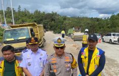 Hamdalah, Jalan Lintas Riau-Sumbar di Tanjung Alai Hari Ini Kembali Normal - JPNN.com