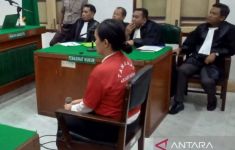 Ratu Entok Didakwa Menistakan Agama Gegara Minta Yesus Potong Rambut - JPNN.com