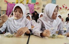 Program Makan Siang Bergizi Gratis Dinilai Menghemat Pengeluaran Uang - JPNN.com