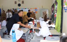 Hari Ini, 5 Sekolah di Palembang Dapat Makan Bergizi Gratis - JPNN.com