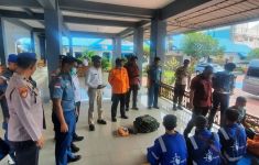 Kapal Mengangkut Pekerja Migran Ilegal Tenggelam di Perairan Karimun, 3 Orang Hilang - JPNN.com