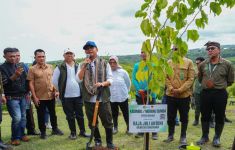 Menhut Pastikan Hutan Tetap Lestari dan Kesejahteraan Masyarakat Terjamin - JPNN.com