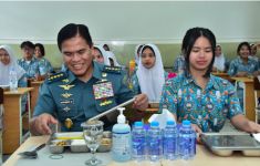 Sukseskan Program Pemerintah, TNI AL Laksanakan Makan Bergizi Gratis - JPNN.com