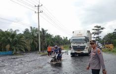 Ini Upaya Polda Riau Cegah Distribusi Sembako Terganggu Saat Melewati Jalintim KM 83 - JPNN.com