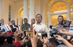 Prabowo Ingatkan Anggota TNI-Polri untuk Mengayomi dan Melindungi Rakyat - JPNN.com