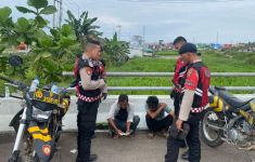 Polisi Amankan 2 Pelaku Pungli di Pintu Keluar Tol Keramasan - JPNN.com