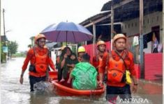 Banjir di Makassar, 2.164 Warga Mengungsi - JPNN.com