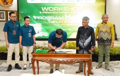 Dukung Swasembada Pangan, Petrokimia Gresik Teken MoU Perluas Program Makmur 2025 - JPNN.com