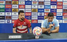 Liga 1: Respons Pelatih Madura United Setelah Menahan Imbang Persib Bandung - JPNN.com