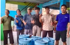 Pendekar 08 Bagikan 80 Tong Sampah untuk Mendukung Kebersihan Lingkungan - JPNN.com