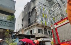 Hotel 101 Urban Glodok Jakbar Terbakar, Asap Masih Mengepul - JPNN.com