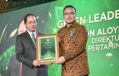 Selamat, Dirut Pertamina Raih Green Leadership Utama dari KLH - JPNN.com