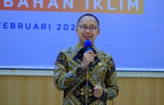 Di Hadapan Akademik UGM, Eddy PAN Ungkap Pentingnya Kebijakan Berbasis Data - JPNN.com