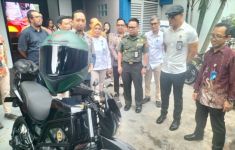 Ternyata Prajurit TNI di Daerah Dapat Jatah Motor Listrik - JPNN.com